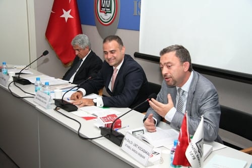 Cumartesi Forumları Sona Erdi
 - 17