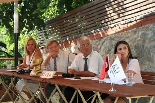 Baro Meclisi 31. Olağan Genel Kurulu Barobahçe'de Toplandı
 - 30