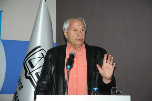 Önder Kadınlar Ödüllendirildi
 - 18