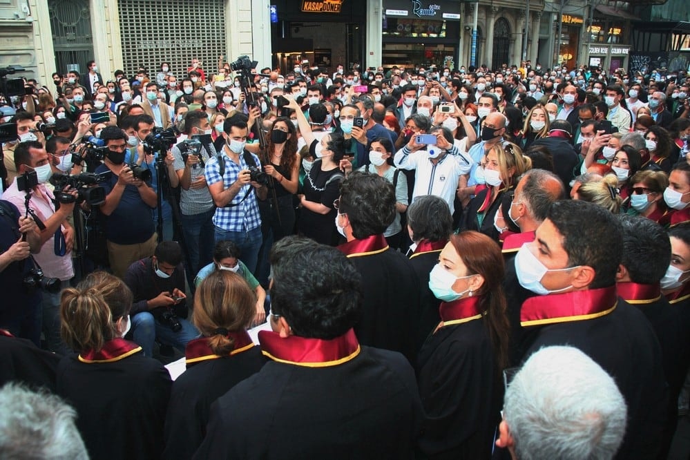 İstanbul Barosu Avukatları Destek Nöbetinde… - 22