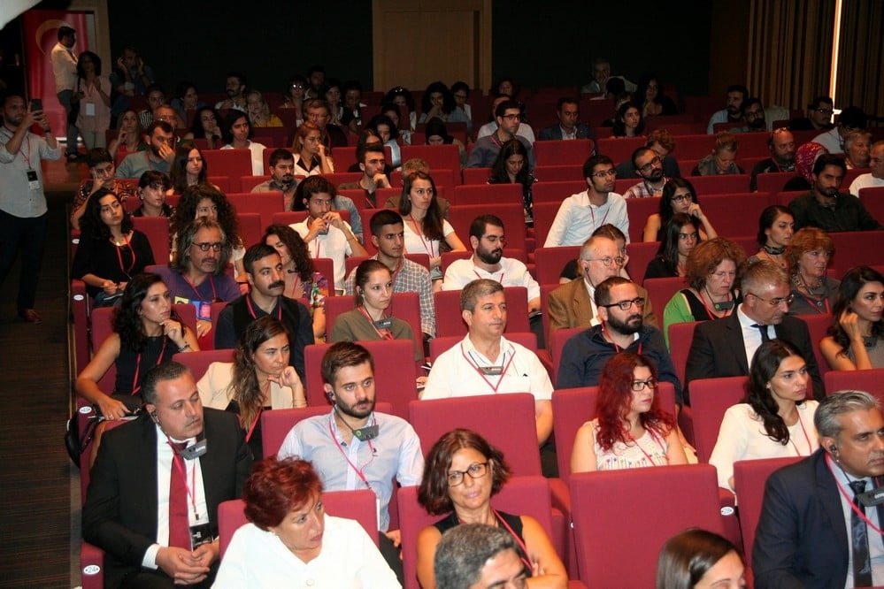 Uluslararası Konferans: ‘Ayın Karanlık Yüzü’ - 36