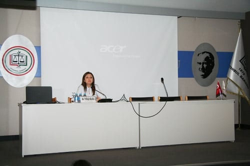 Kadın Hakları Ve Aile İçi Şiddet Konulu Sertifika Programı Devam Ediyor

 - 40