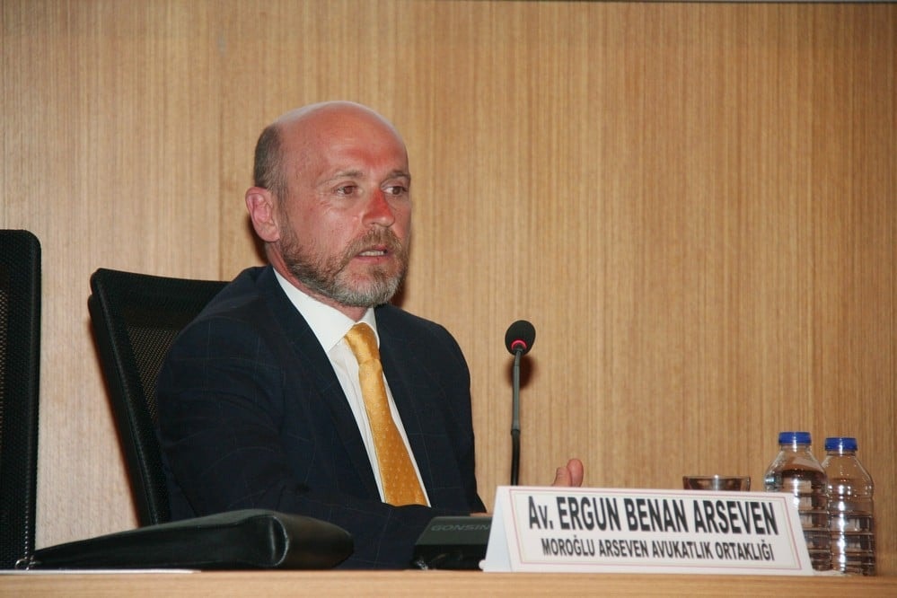 Geçmişten Geleceğe Avukatlık - 82