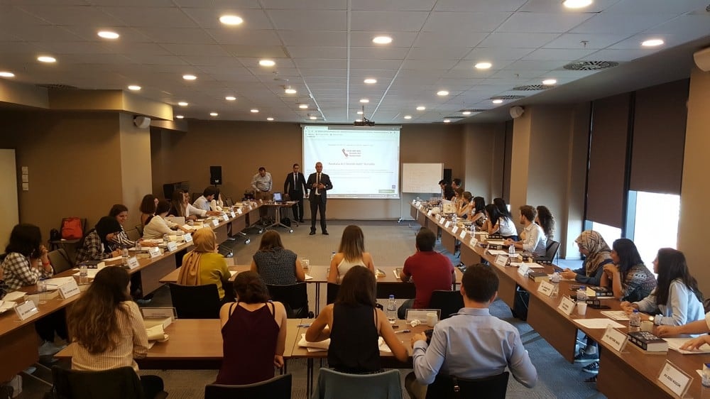 "Sanık Müdafiliği ve Mağdur, Şikayetçi, Katılan Vekilliği" Konulu Meslek İçi Eğitim Seminerleri Devam Ediyor - 4