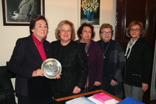 Mahmut Esat Bozkurt Hukuk Ödülü Prof. Dr. Aysel Çelikel’E Verildi
 - 40