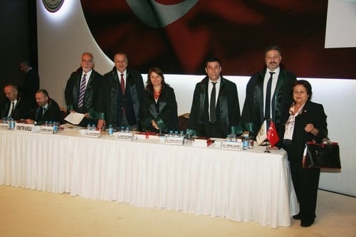 Ümit Kocasakal İstanbul Barosu Başkanlığına Yeniden Seçildi 

 - 45