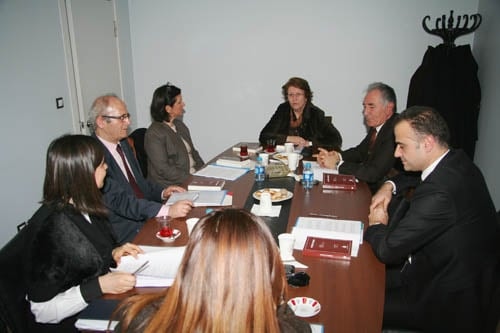 Staj Eğitim Merkezinde Nöbet Değişimi

 - 3