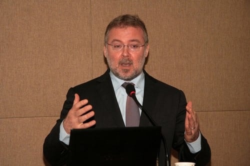 Deniz Ticareti, Sigorta Ve Taşıma Hukuku Tezleri

 - 18