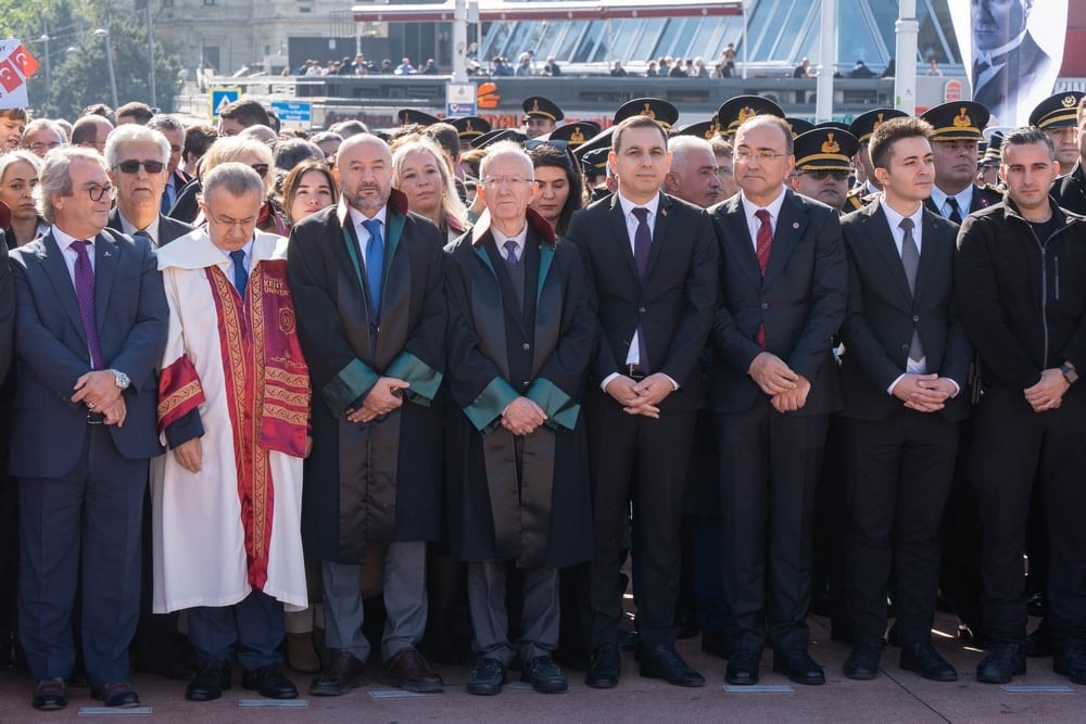 İstanbul Barosu Başkanı Av. Prof. Dr. İbrahim Kaboğlu ve Yönetim Kurulu Üyeleri 29 Ekim Cumhuriyet Bayramı Törenine Katıldı - 1