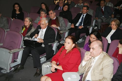 İnsan Haklarında Bir Arpa Boyu Yol
 - 26