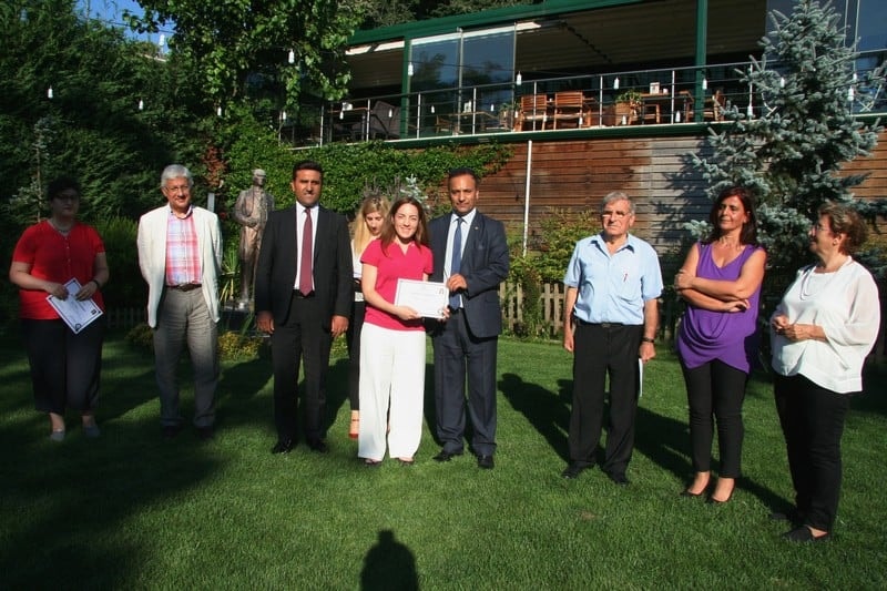 37. Dönem Hukuk İngilizcesi Ve Terminoloji Derslerine Katılanlara Törenle Belgeleri Verildi - 17