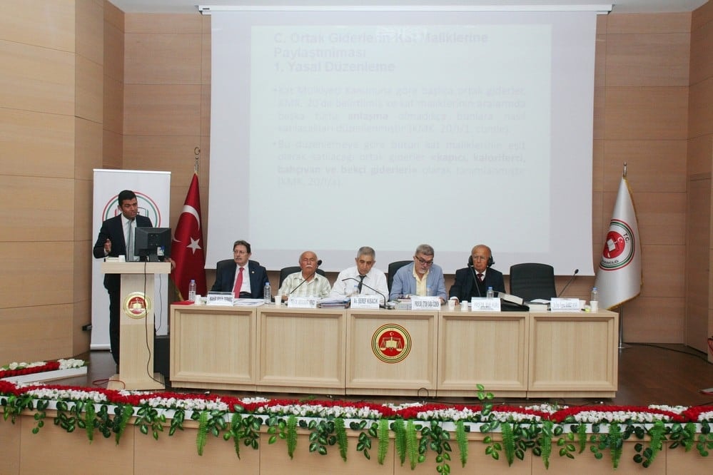İmar Barışı, Kentsel Dönüşüm ve Tapu Uygulamaları ile Kat Mülkiyetine İlişkin Güncel Sorunlar Semineri - 213