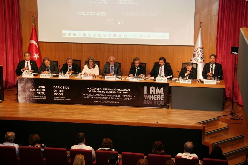 Uluslararası Konferans: ‘Ayın Karanlık Yüzü’ - 100