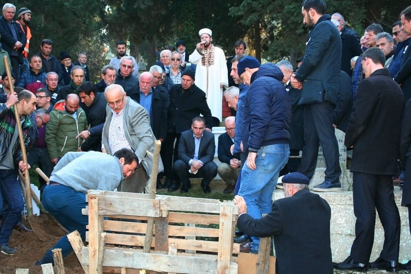 Başkanımız Av. Kazım Kolcuoğlu’nu Son Yolculuğuna Uğurladık - 171
