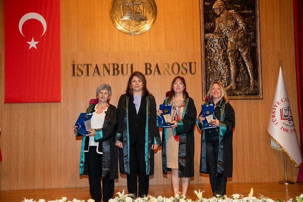 Meslekte 25, 30 ve 35 Yılını Dolduran Meslektaşlarımıza Plaket Verildi - 108