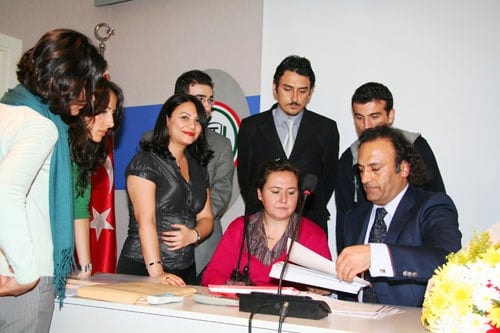 Hukuk İngilizcesi Yaz Derslerine Katılanlara Katılım Belgeleri Verildi - 14