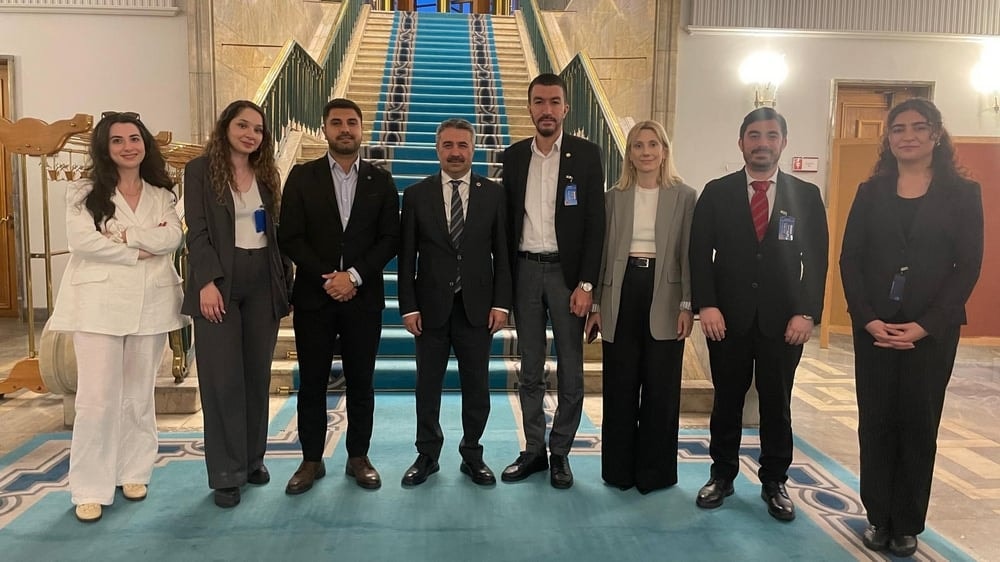 Genç Avukatlar Merkezimiz “Genç Avukatlara Yeni İş Alanları Yaratmayı Amaçlayan” Kanun Teklifini ve 9. Yargı Paketinde Adli Yardıma İlişkin Düzenlemeyi TBMM’de Grubu Bulunan Partilerle Görüştü - 12