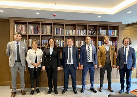 İstanbul İcra Daireleri Başkanı Muharrem Terzi Başkanımız Av. Filiz Saraç’ı Ziyaret Etti