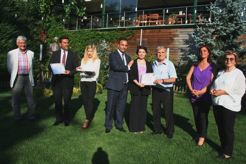 37. Dönem Hukuk İngilizcesi Ve Terminoloji Derslerine Katılanlara Törenle Belgeleri Verildi - 23