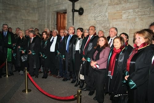 İstanbul Barosu Heyeti Anıtkabir’De Ata’Nın Huzurunda

 - 48