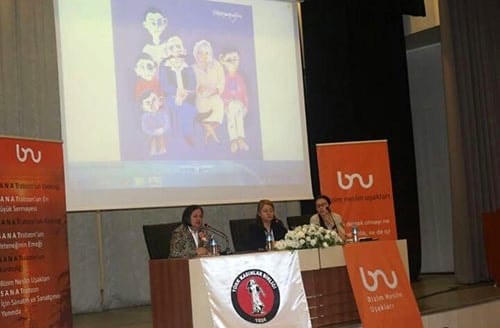 İnsan Hakları Bağlamında Kadın Hakları
 - 1