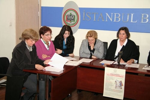 Kadına Yönelik Şiddet Sadece Kadının Sorunu Değildir

 - 7