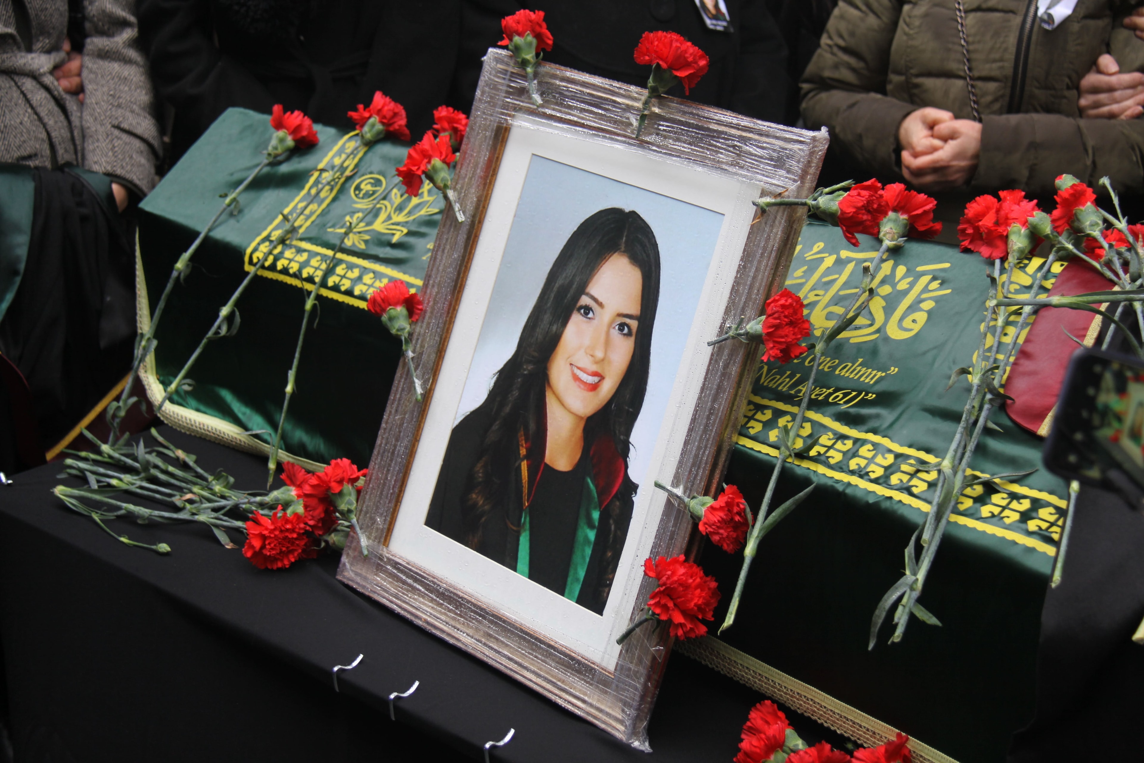 Katledilen Meslektaşımız Av. Dilara Yıldız Son Yolculuğuna Uğurlandı - 12