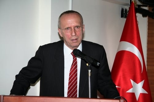 Rauf Denktaş Türk Dünyasının Kahramanıdır

 - 2