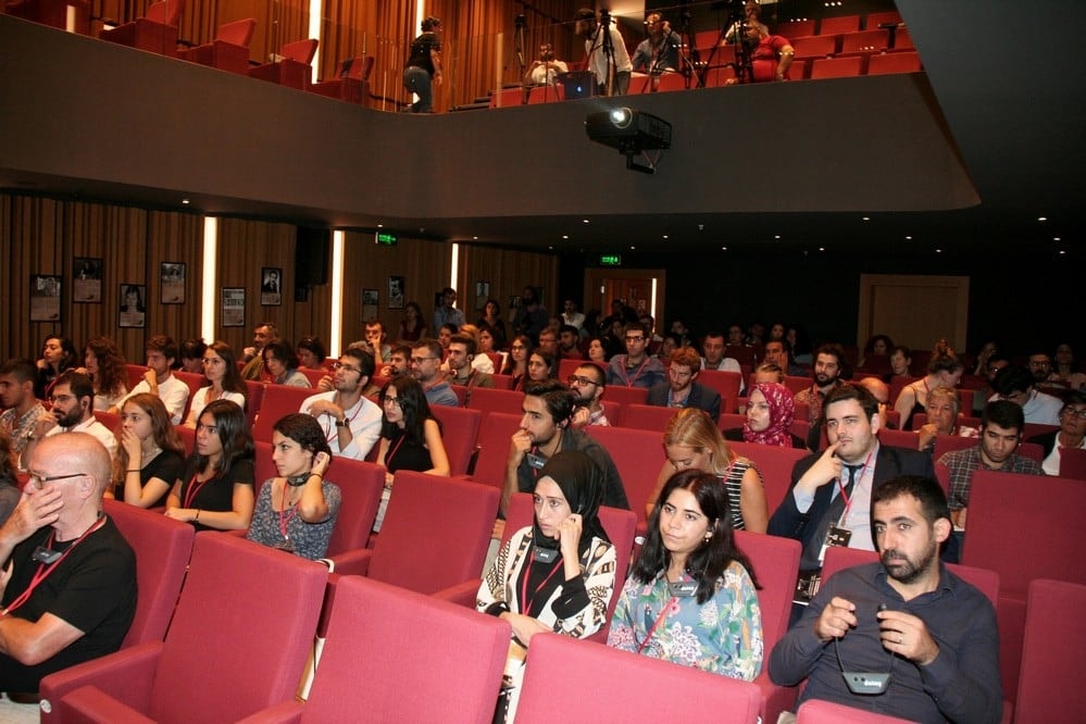 Uluslararası Konferans: ‘Ayın Karanlık Yüzü’ - 47