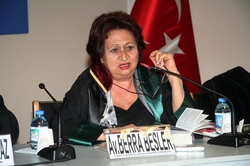 Stajyer Avukatlar Hukuk Devletinin Teminatıdır

 - 21