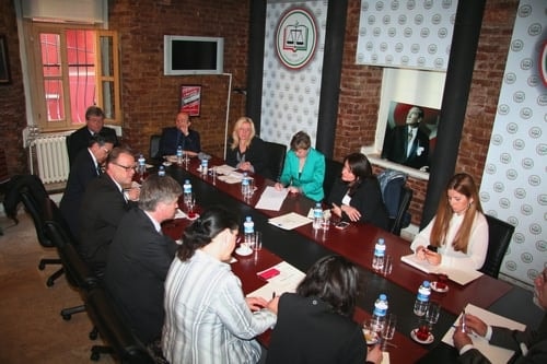 Federal Alman Parlamentosu Milletvekilleri İstanbul Barosu’Nu Ziyaret Etti
 - 19