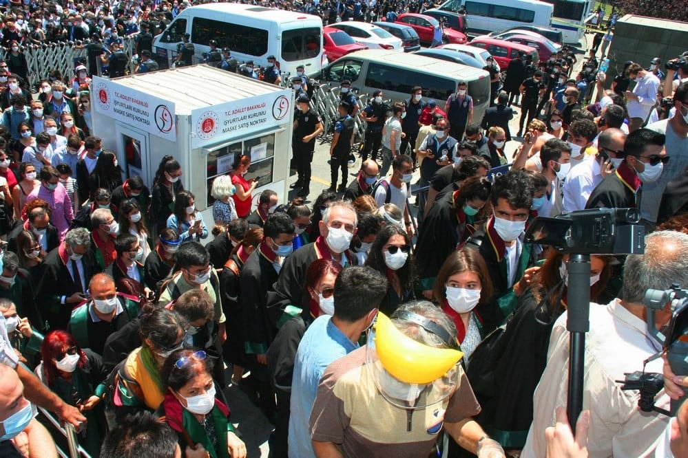 Yasa Yapma Gücünü Silah Olarak Kullananları Uyarıyoruz - 47