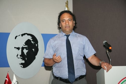 26. Dönem Hukuk İngilizcesi Ve Terminolojisi Derslerini Tamamlayanlara Katılım Belgeleri Verildi  - 3