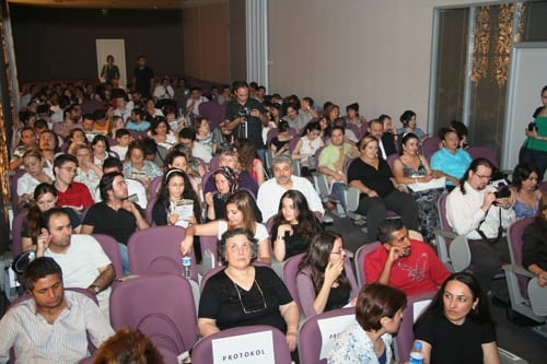 İstanbul Üzerine Şiirli Bir Oyun Denemesi - 2