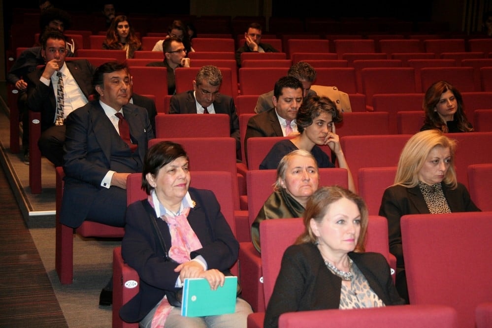 Geçmişten Geleceğe Avukatlık - 75