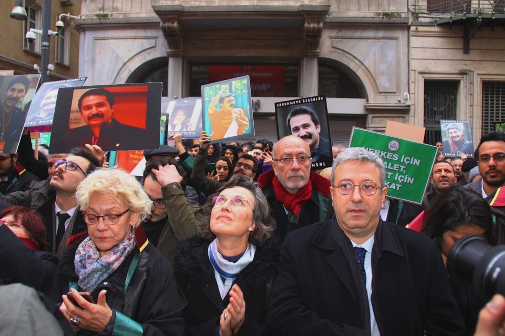 24 Ocak Tehlikedeki Avukatlar Günü - 85