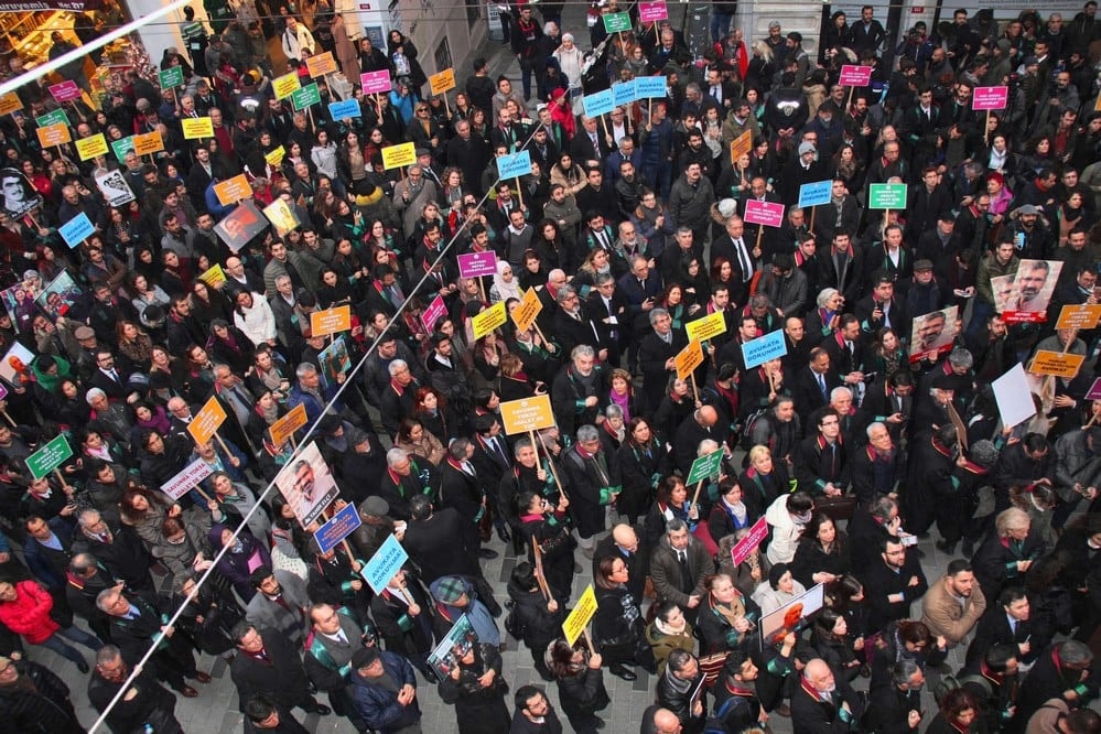 24 Ocak Tehlikedeki Avukatlar Günü - 94