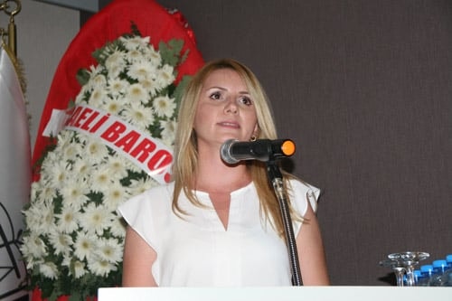 Türkiye Baroları Hayvan Hakları 1. Kurultayı
İstanbul’Da Yapıldı
 - 10