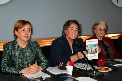 Şiddeti Önleme Yollarından Biri Olan Toplumsal Cinsiyet Eşitliği Eğitimi İçin Milli Eğitim Bakanlığına Çağrı Yapıldı
 - 17