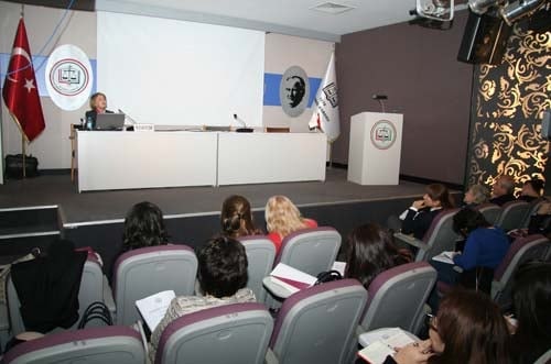 Kadın Hakları Ve Aile İçi Şiddet Semineri Devam Ediyor

 - 4