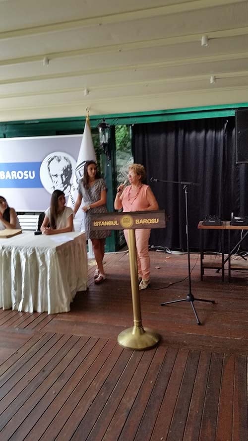 31. Dönem Hukuk İngilizcesi Ve Terminolojisi Derslerini Tamamlayanlara Katılım Belgeleri Verildi - 4