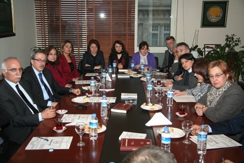 İzmir Barosu Yönetiminden 
İstanbul Barosuna Destek - 9