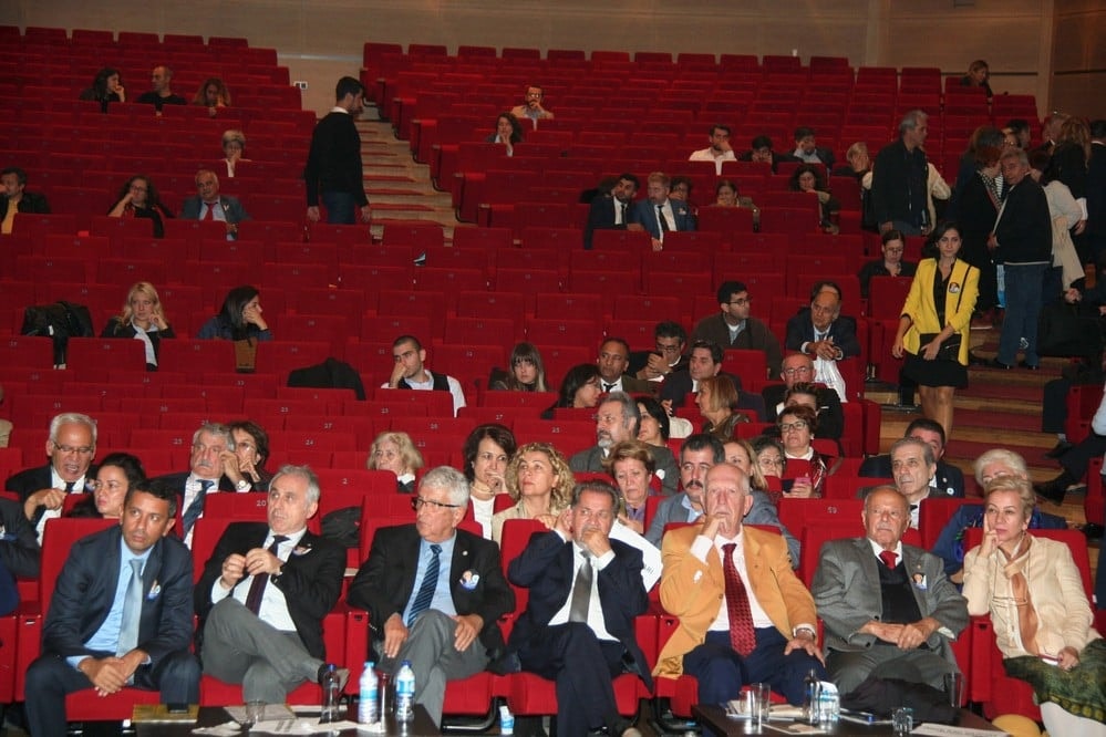 Başkan Durakoğlu Güven Tazeledi - 352