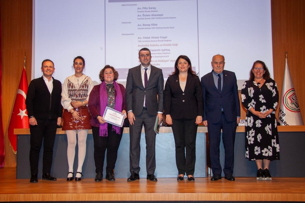 Avukatlık Meslek Etiği ve Geleceğin Hukuku Semineri - 8