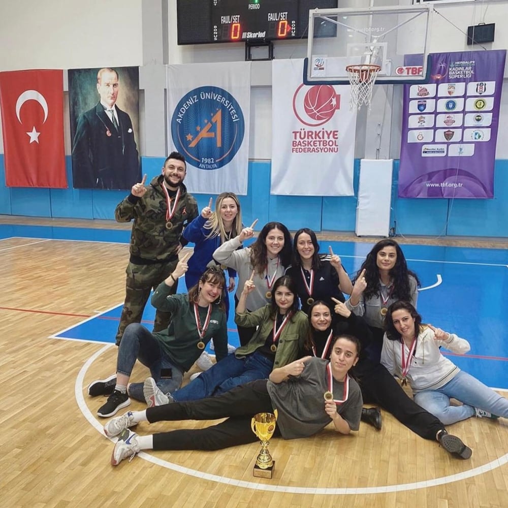 14. Atatürk Kupası Avukat Spor Oyunları’nda 5 Kupa Kazandık - 1