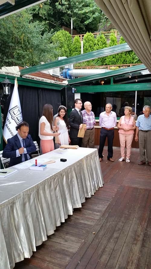 31. Dönem Hukuk İngilizcesi Ve Terminolojisi Derslerini Tamamlayanlara Katılım Belgeleri Verildi - 12