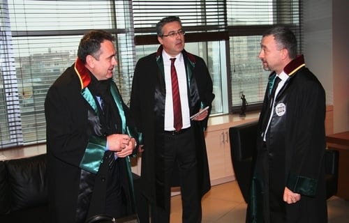 Hukuk Silah, Polis Yargı Olamaz!
 - 5