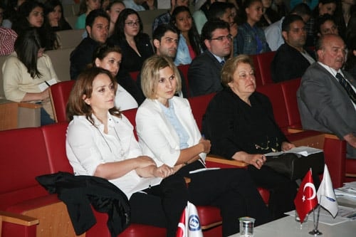 Mülteci Ve Sığınmacıların Sorunları

 - 44