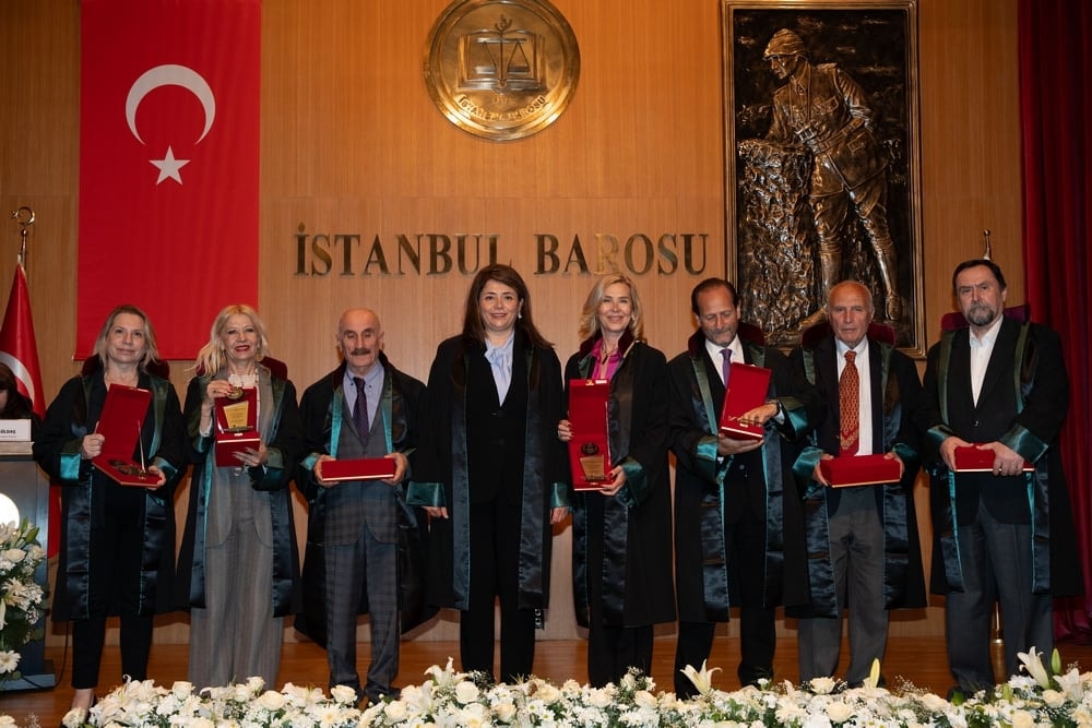 Meslekte 25, 30 ve 35 Yılını Dolduran Meslektaşlarımıza Plaket Verildi - 133