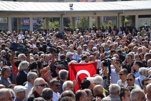 En Çılgın Türk Öldü... - 1